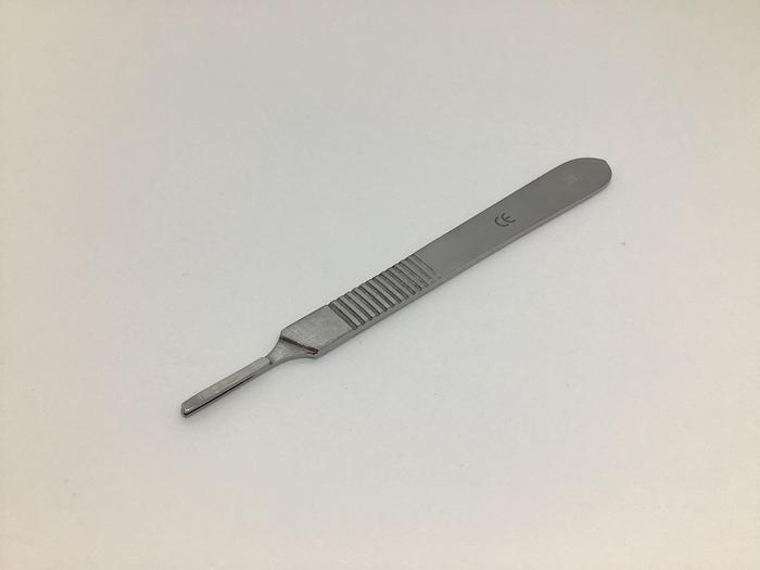 BLADE HANDLE